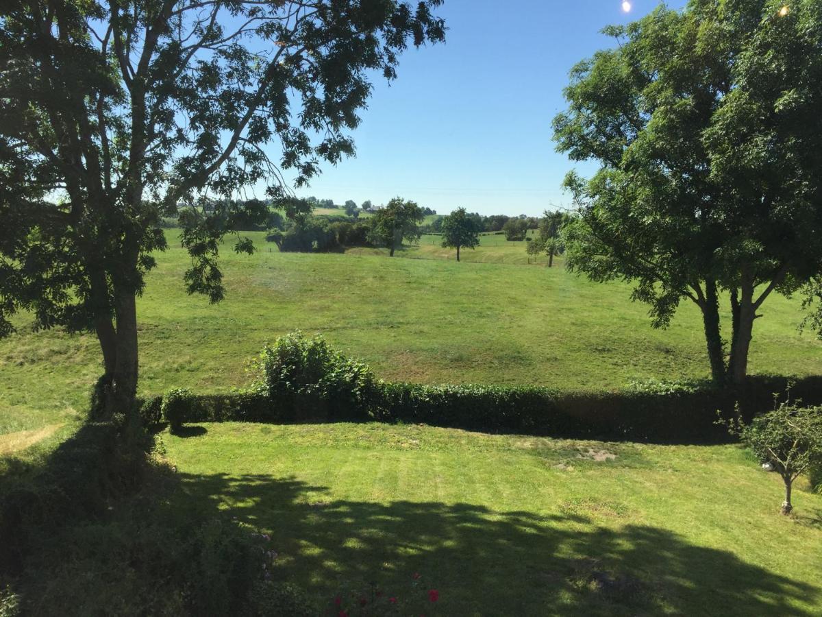 Aux pieds des vaches Bed and Breakfast Charneux Buitenkant foto